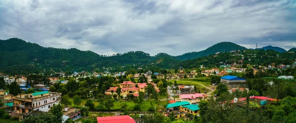Prachtig Landschap Bergstad Bhimtal Nanital Uttarakhand India Panoramisch Uitzicht — Stockfoto