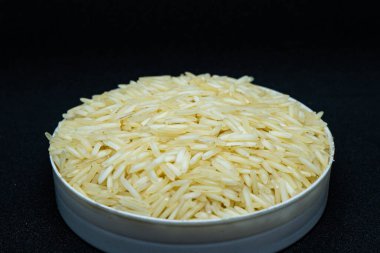 Enfes pirinç tanelerinin yakın plan Basmati Sanatı