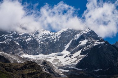 Chamoli Uttarakhand Hindistan 'da Himalayalar' ın Çiçekler Vadisi, Dağ Toprakları