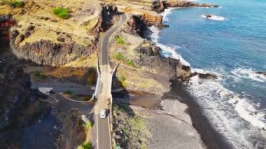 Hawaii 4K 'den arabayı takip ediyoruz.