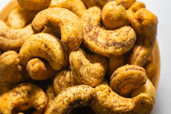 Masala Cevizli Fındık, Ghee Kuru Meyveler 'de kavrulmuş Kaju seçici odaklı. 