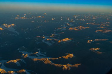 Başkenti Leh de dahil olmak üzere, Ladakh 'tan geçen İndus Nehri.