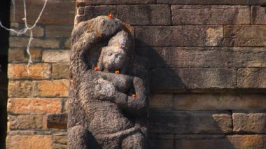 Baijnath Tapınağı 'ndaki Antik Heykel kompleksi Bageshwar Uttarakhand 4K-Baijnath Tapınağı UNESCO Dünya Mirası Grubu