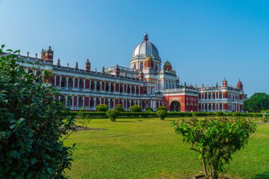 Cooch Behar Sarayı, aynı zamanda Rajbari, Batı Bengal, Hindistan Iconic Heritage Mimarisi ve Kraliyet Simgesi olarak da bilinir.