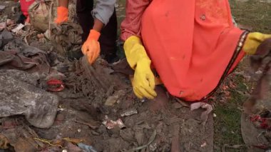 Plastik atık toplama ve elle ayrımcılık