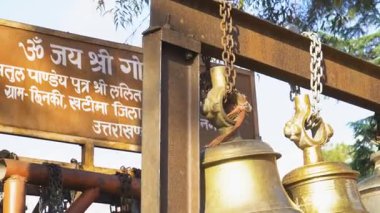 Chitai Golu Devta Tapınağı - 124; Almora, Uttarakhand 'daki ünlü Hindu Çan Tapınağı - 4K)