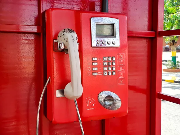 Vieux Téléphone Filaire Rouge Dans Passé Est Comme Retourner Dans — Photo
