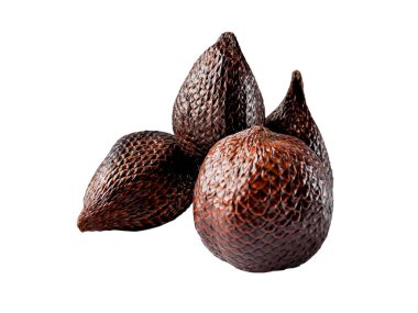 Salak, yaygın olarak yenen bir palmiye meyvesi türüdür. Sayan veya yılan meyvesi, bilimsel adı Salacca zalacca 'dır. izole edilmiş beyaz arkaplan