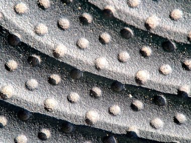 Yükseltilmiş Dairesel Çarpışmalar ve İnce Gli ile desenli Siyah Yüzey