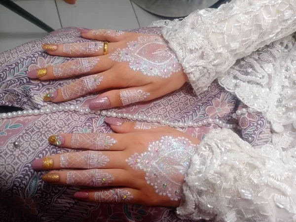Schöne Henna Auf Der Braut — Stockfoto