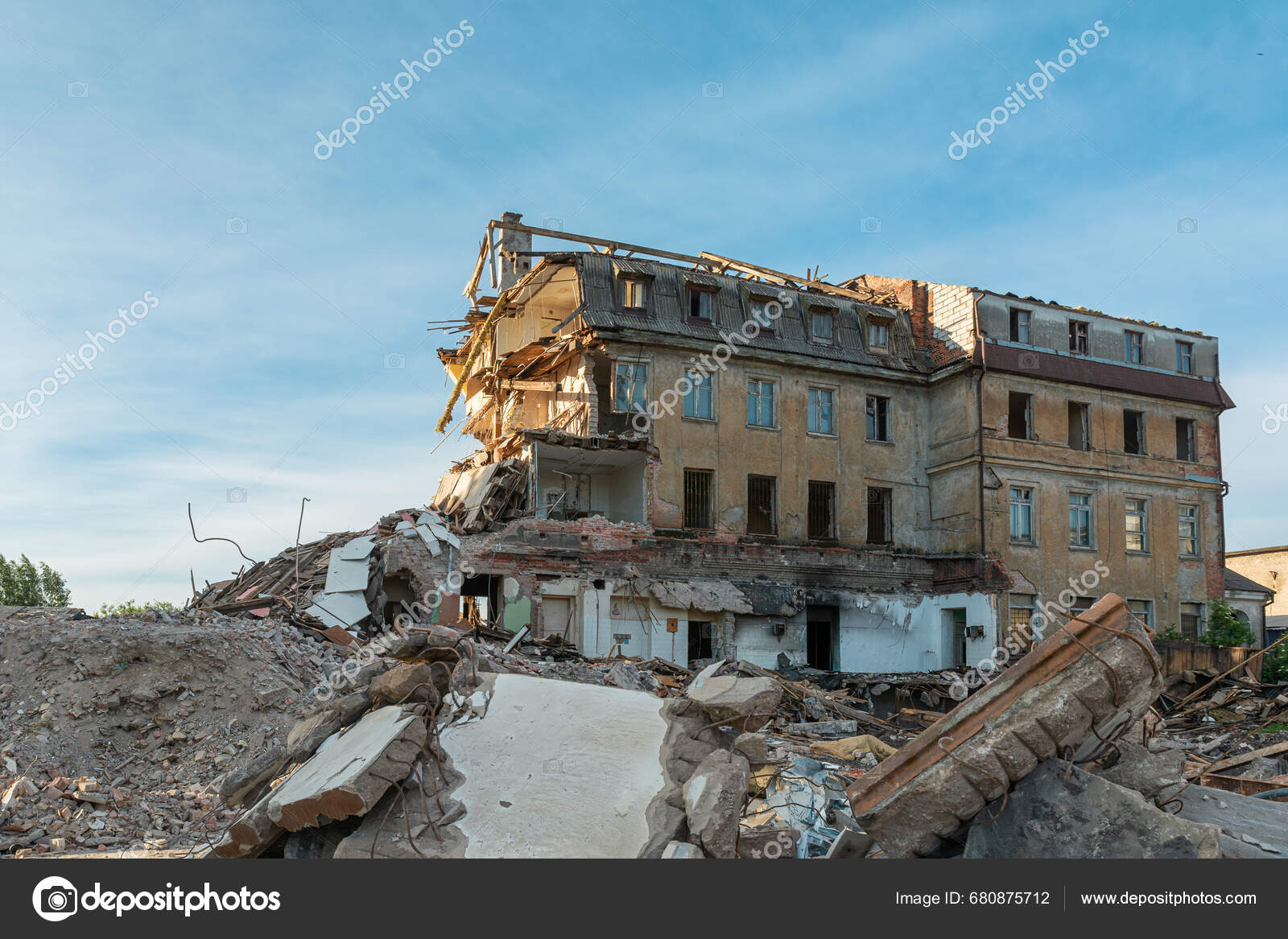Destroyed Residental Building Large Destroyed House Broken Apartments