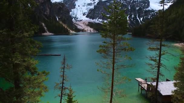 Turkusowe Alpejskie Jezioro Lago Braies Dolomitach Belluno Wenecja Euganejska Włochy — Wideo stockowe