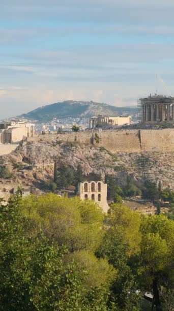 Acropolis Atenas Greece Com Temple Parthenon Alto Colina Dia Ensolarado — Vídeo de Stock