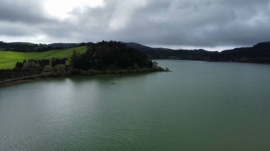 Azores Sao Miguel 'in insansız hava aracı manzarası. Yüksek kalite fotoğraf