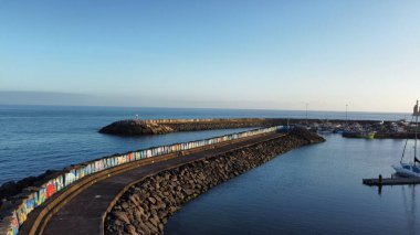 Azores Sao Miguel 'in insansız hava aracı manzarası. Yüksek kalite fotoğraf