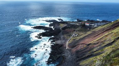 Azores Sao Miguel 'in insansız hava aracı manzarası. Yüksek kalite fotoğraf