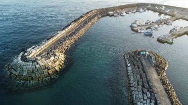 Azores Sao Miguel 'in insansız hava aracı manzarası. Yüksek kalite fotoğraf