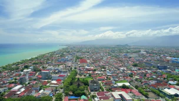 Mendirikan Pemandangan Udara Kota Padang — Stok Video