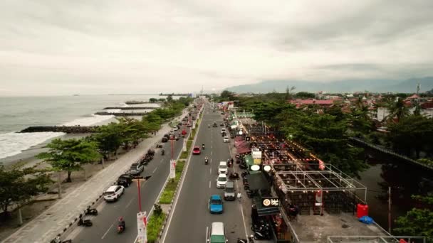 Mendirikan Lanskap Kota Padang Pemandangan Udara Dekat Pantai Taplau Sumatera — Stok Video