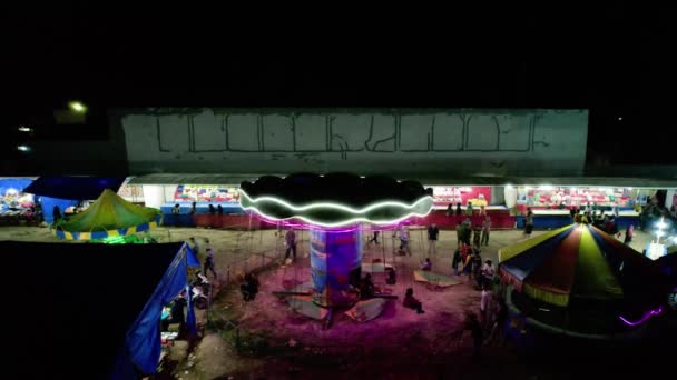 Bezoekers Genieten Van Een Vakantie Traditionele Nachtmarkt Stad Padang West — Stockvideo