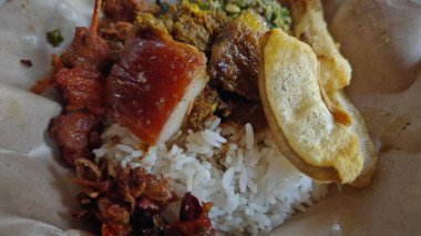 Balili Babi Guling ya da Samsam, Geleneksel Balili kızarmış süt domuzu