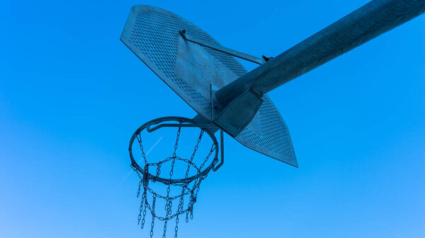 nice picture of this metal basket on a summer day doing sport on a clear day
