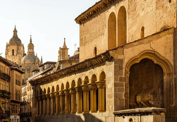 Ingang Uitgang Van Bogen Van Kerk Van San Martin Segovia — Stockfoto
