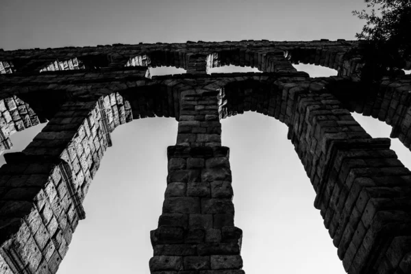 Vista Dal Basso Degli Archi Dell Acquedotto Segovia Tramonto — Foto Stock