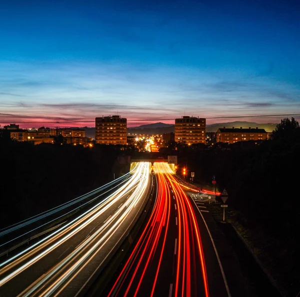 Rays Lights Slow Motion Cars Driving Highway Night Enter Leave — Stock Photo, Image