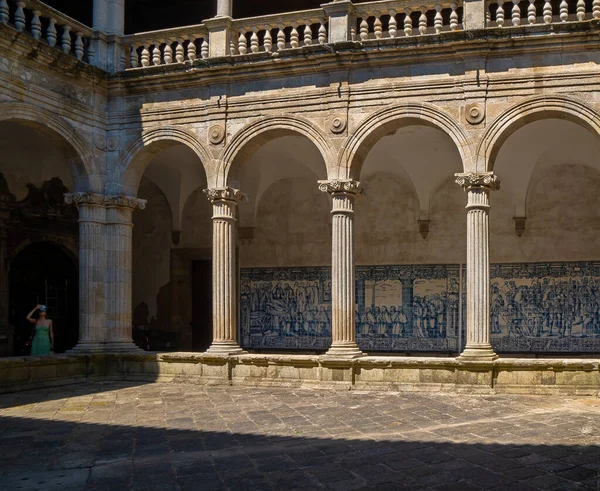 Středověké Zdobené Oblouky Modré Dlaždice Které Pokrývají Stěny Kláštera Katedrály — Stock fotografie