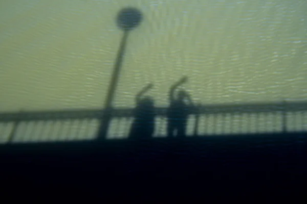 Shadow Silhouette Bridge Couple Having Great Time Waving While Taking — Stock Photo, Image