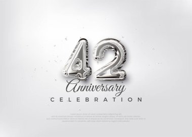 Gümüş balon numarası. Birinci sınıf vektör 42. yıldönümü kutlama geçmişi. Poster, bayrak ve kutlama tebrikleri için en iyi vektör.