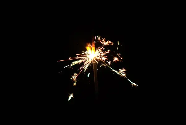 Fényes Tűzijáték Részecskék Szikra Fáklya Pirotechnika Éjjel — Stock Fotó