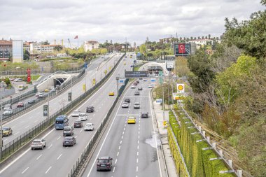 Türkiye, İstanbul-2023 Nisan; Avrasya Tüneli Marmara Denizi altındaki Avrupa ve Asya kıtalarını birbirine bağlıyor