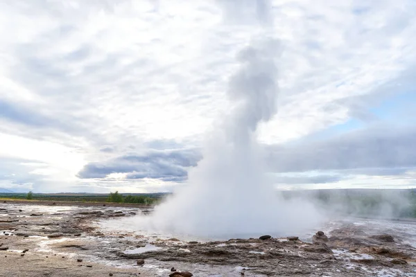 Гейзер Геотермальной Зоне Строккур Трасса Золотой Круг Исландия Европа — стоковое фото
