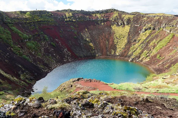 Keri, İzlanda 'nın Altın Daire rotasındaki volkanik krater gölü. Ada, Avrupa