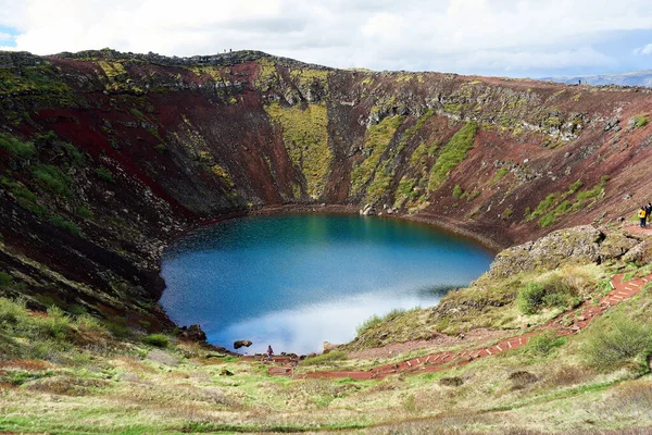Keri, İzlanda 'nın Altın Daire rotasındaki volkanik krater gölü. Ada, Avrupa