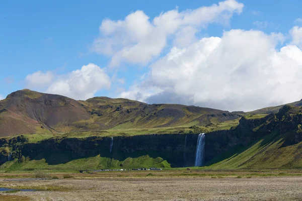 Skogafoss瀑布的全景全景 Skogafoss瀑布是冰岛 欧洲金圆路线Skogar最大的瀑布 — 图库照片