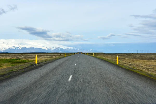 Hiçliğe giden yol, Altın Daire Yolu, İzlanda Avrupa
