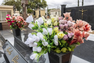 Marilia, Sao Paulo, Brezilya, Kasım 02, 2022. Sao Paulo eyaleti, Marilia 'daki Saudade Mezarlığı' nda ölüm gününde hareket