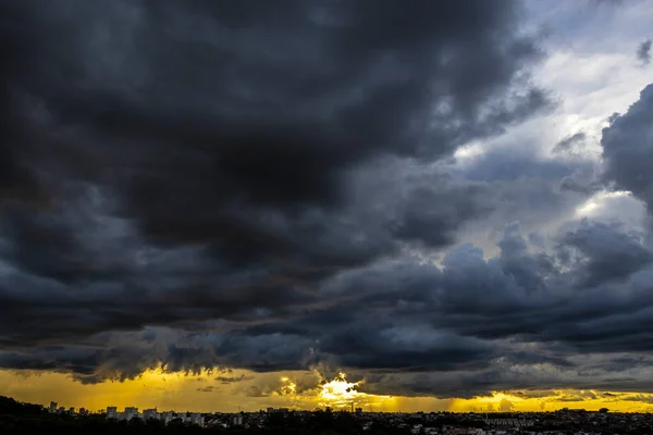 Dark Clouds Rainy City Brazil Sunset — Foto de Stock