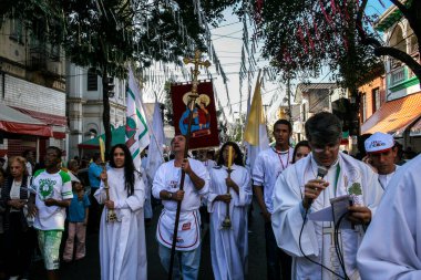 Sao Paulo, Brezilya, 19 Ağustos 2007. Sao Paulo civarındaki Bixiga 'daki Achiropita Hanımefendimize adanmış geleneksel ziyafet alayı. Brezilya