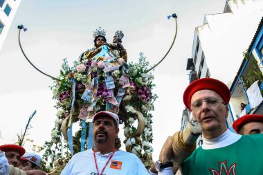 Sao Paulo, Brezilya, 19 Ağustos 2007. Sao Paulo civarındaki Bixiga 'daki Achiropita Hanımefendimize adanmış geleneksel ziyafet alayı. Brezilya