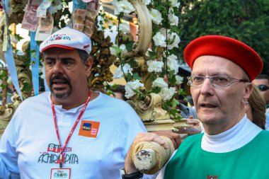 Sao Paulo, Brezilya, 19 Ağustos 2007. Sao Paulo civarındaki Bixiga 'daki Achiropita Hanımefendimize adanmış geleneksel ziyafet alayı. Brezilya