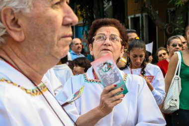 Sao Paulo, Brezilya, 19 Ağustos 2007. Sao Paulo civarındaki Bixiga 'daki Achiropita Hanımefendimize adanmış geleneksel ziyafet alayı. Brezilya