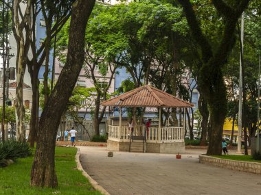 Sao Paulo, Brezilya, 08 Ocak 2008. Çocuklar Sao Paulo şehir merkezindeki Republica Meydanı 'ndaki bando standında çalıyorlar.
