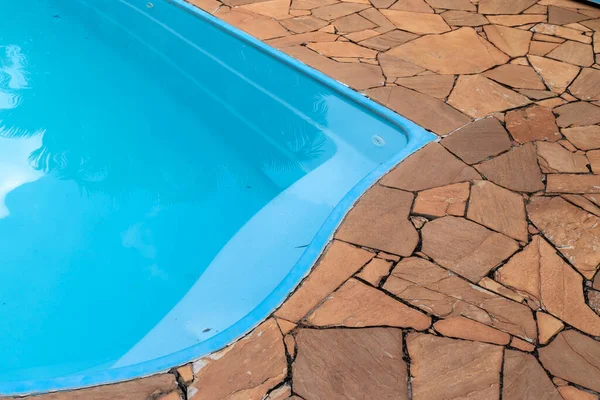 Detail Des Blauen Swimmingpools Und Steinbodens Brasilien — Stockfoto