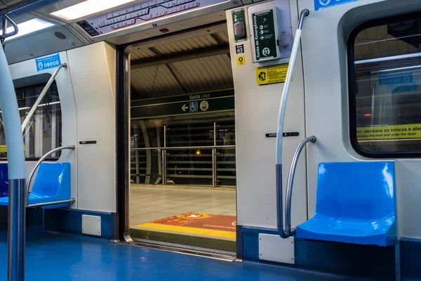 Sao Paulo Brazílie Května2023 Cestující Uvnitř Vagónu Metra Zelené Trati — Stock fotografie