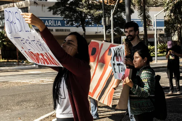 マリア ブラジル 2023年6月3日 先住民族と社会運動のメンバーは 街のダウンタウンを通る欲望と行進とマルコ寺院法に反対する行為を行った — ストック写真