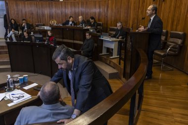 Marilia, Sao Paulo, Brezilya, 19 Ağustos 2023. Belediye meclisinde bölge bütçesini tartışan kamu duruşması.